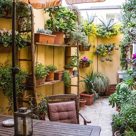 Residenza Fra Le Torri - Charme & Art Gallery Apartament