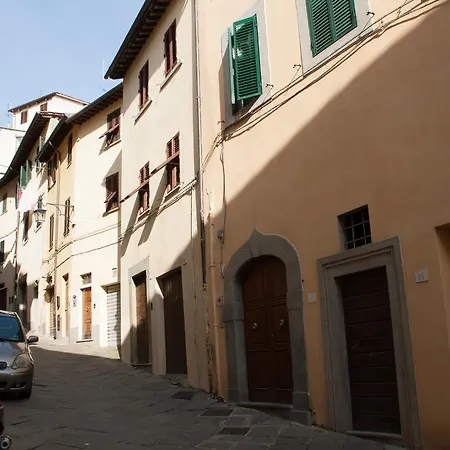 Apartment Residenza Fra Le Torri - Charme & Art Gallery *
