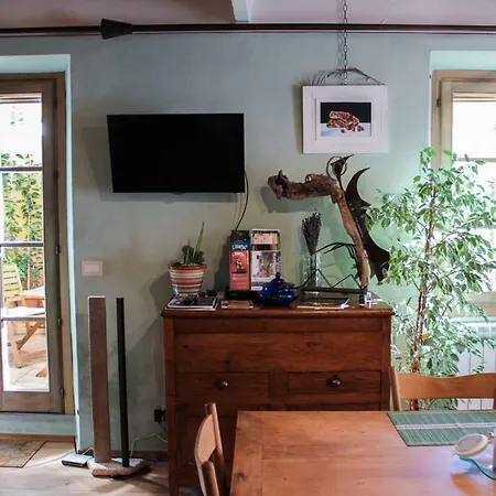 Residenza Fra Le Torri - Charme & Art Gallery *