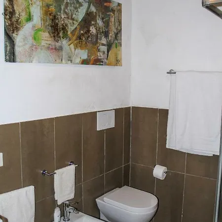 Apartment Residenza Fra Le Torri - Charme & Art Gallery