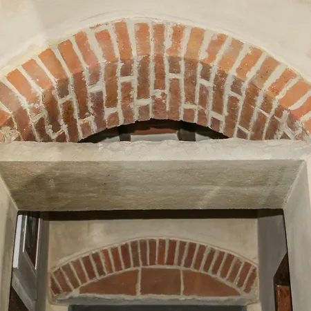 Residenza Fra Le Torri - Charme & Art Gallery *