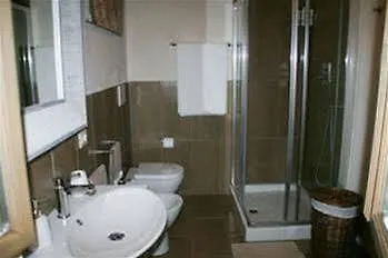 Residenza Fra Le Torri - Charme & Art Gallery