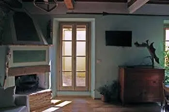 Residenza Fra Le Torri - Charme & Art Gallery